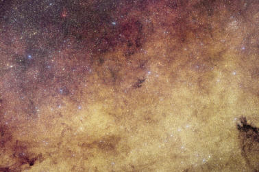 Euclid, eine ESA-Mission (Europäische Weltraumorganisation) mit NASA-Beiträgen, betrachtete das Herz unserer Milchstraße, wie es auf diesem Bild vom 24. Juni 2026 zu sehen ist.