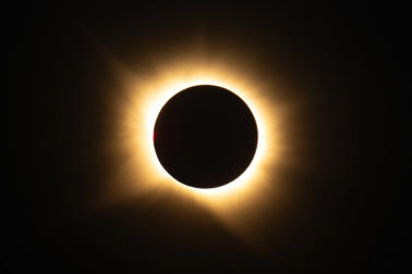 Eine totale Sonnenfinsternis ist am Mittwoch, den 12. August 2026, von San Millán de los Caballeros, Spanien, zu beobachten. 
